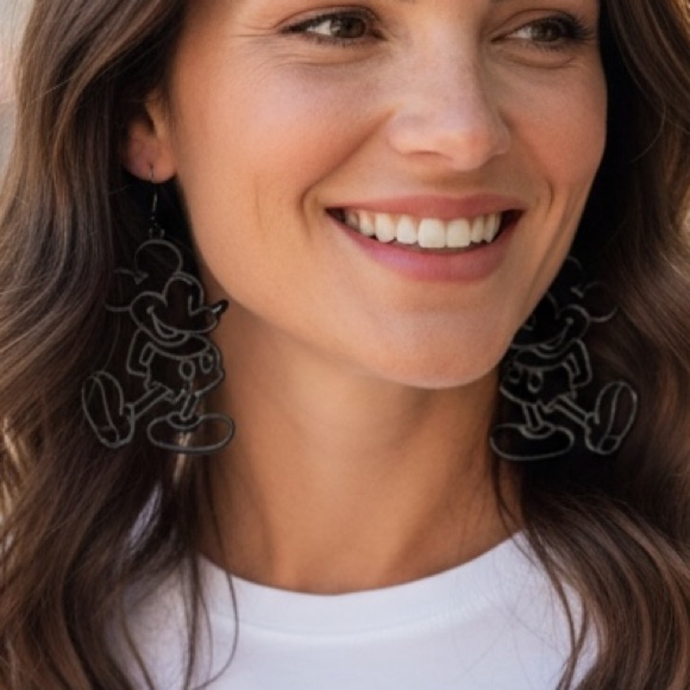 New black dangling Mickey Mouse outline earrings - Picture 3 of 3